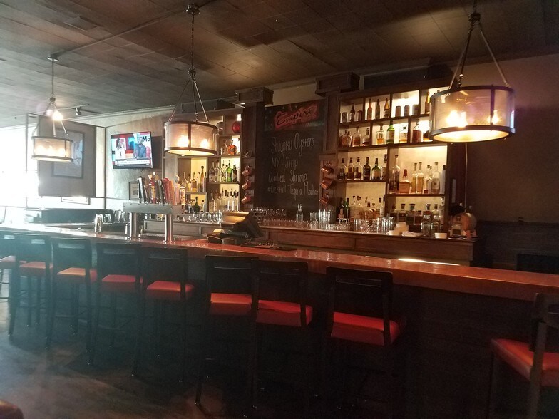 More Photos Of 816 Main St, Louisville Restaurant For Sale