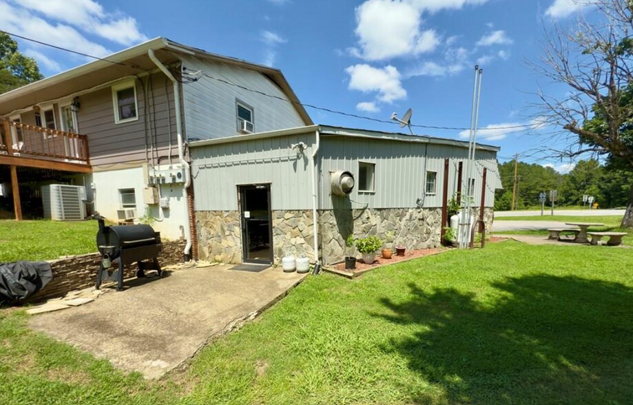 More Photos Of 21915 AL Philpott Hwy, Spencer Service Station For Sale