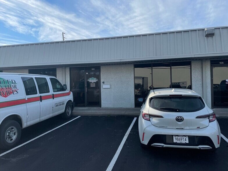 More Photos Of 118-122 Space Park Dr, Nashville Unknown For Lease