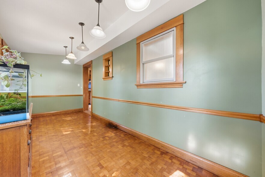 More Photos Of 12406 Larchmere Blvd, Cleveland General Retail For Sale