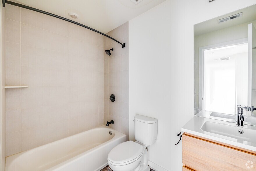 More Photos Of 500 N 13th St, Philadelphia Multifamily For Sale