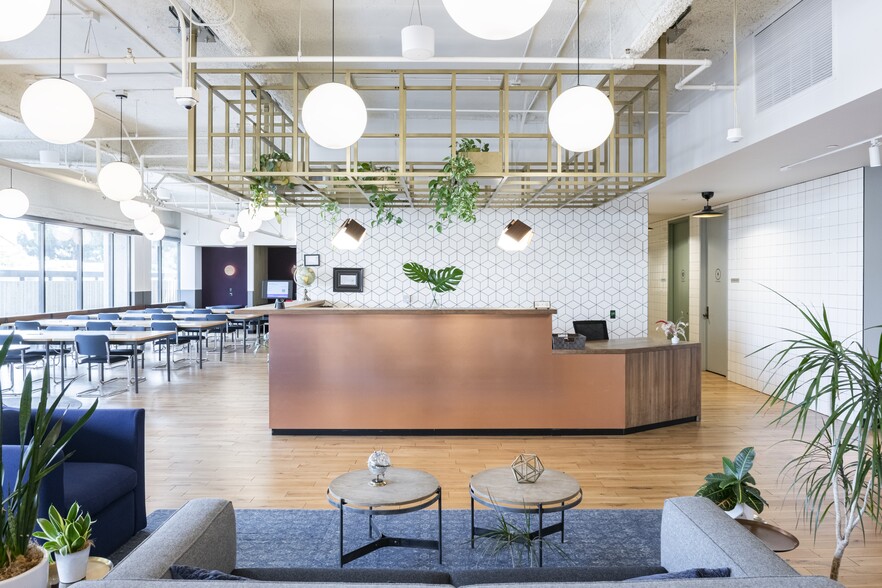 More Photos Of 177 E Colorado Blvd, Pasadena Office For Lease