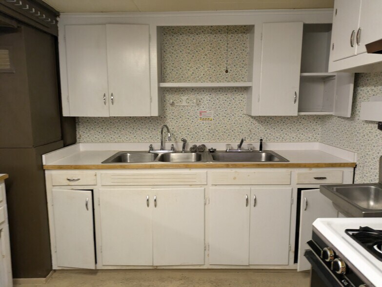 More Photos Of 12520 State St, Atlanta Hotel For Sale