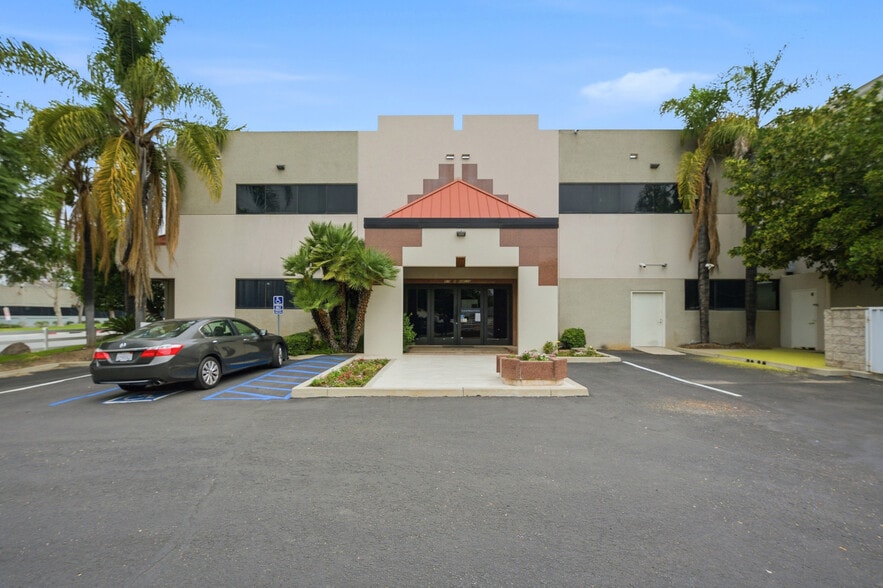 Primary Photo Of 910 N Amelia Ave, San Dimas Office For Lease