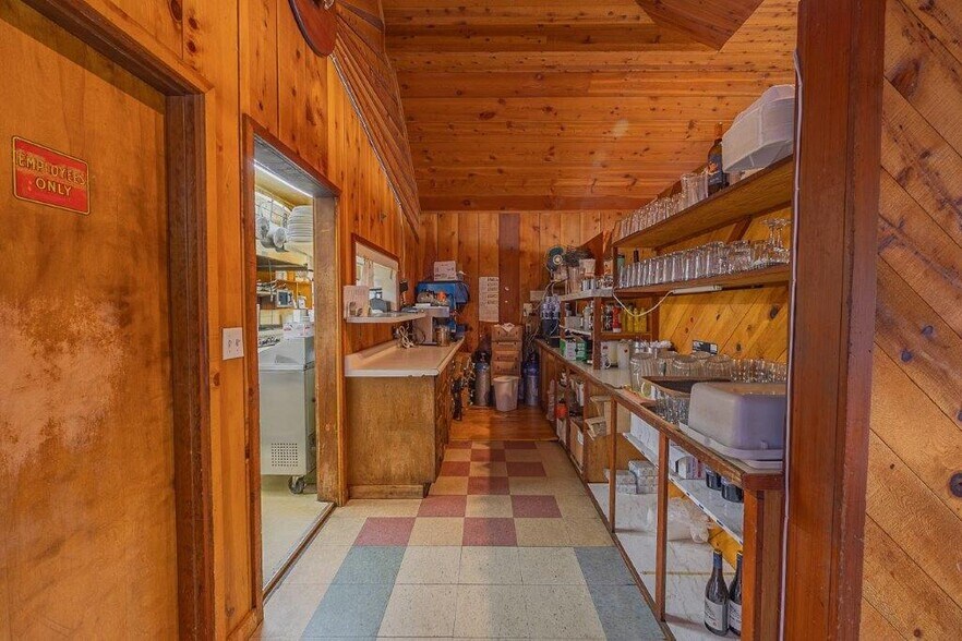 More Photos Of 3030 Oregon Ave, Bandon Restaurant For Sale