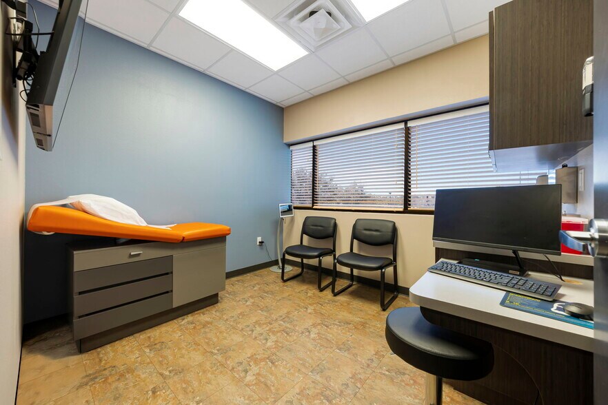 More Photos Of 23607 US HWY 27, Lake Wales Medical For Lease