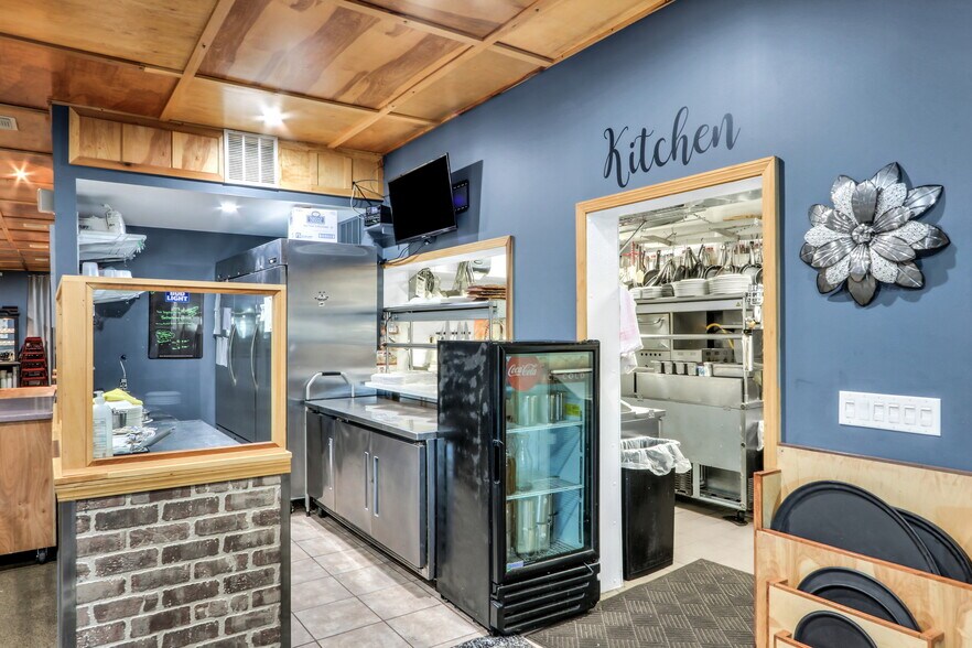 More Photos Of 2816 Route 120, Mchenry Restaurant For Sale