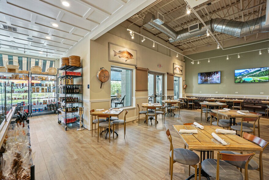More Photos Of 10431 SE Federal Hwy, Hobe Sound Restaurant For Lease