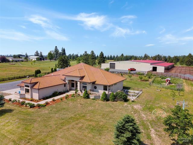 More Photos Of 2301 N Mountain View Rd, Moscow Horse Stables For Sale