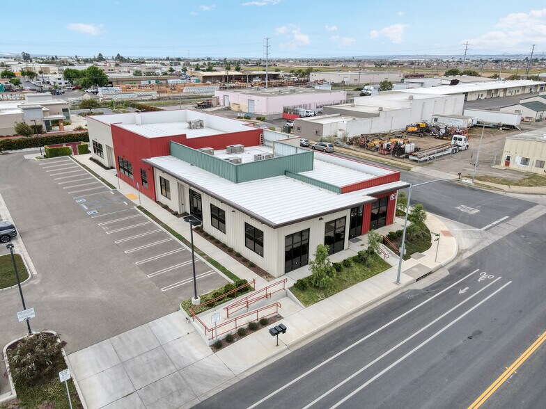 More Photos Of 2247 S Depot St, Santa Maria Office For Sale