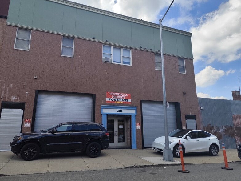 Primary Photo Of 218 52nd St, Brooklyn Warehouse For Lease