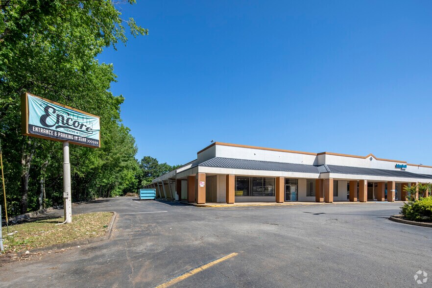 More Photos Of 9060-9098 Parkway E, Birmingham Unknown For Lease