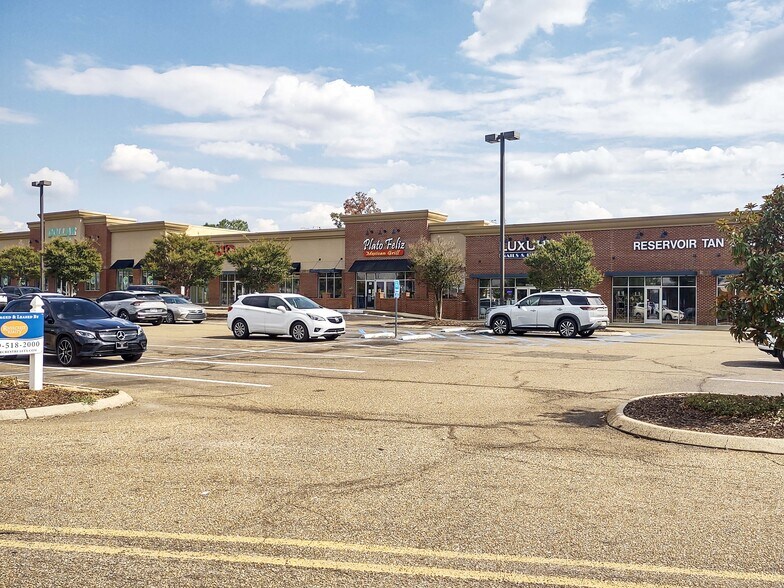 More Photos Of 132 Ms-25, Brandon Unknown For Lease