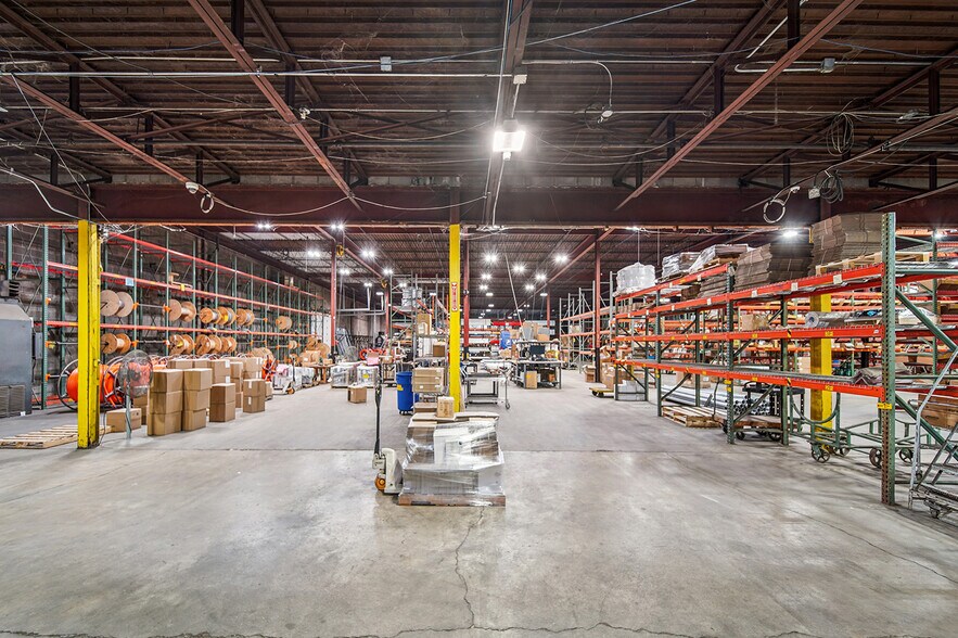 More Photos Of 1560 Indiana Ave, Indianapolis Warehouse For Sale