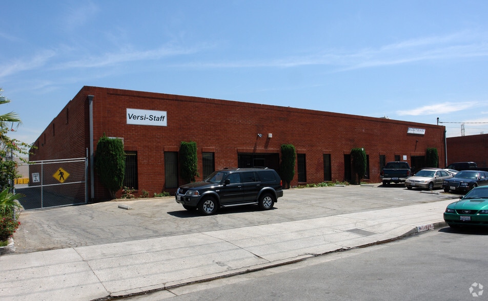 More Photos Of 11925 Vose St, North Hollywood Warehouse For Sale
