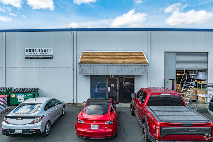 More Photos Of 917-945 N Market Blvd, Sacramento Unknown For Lease