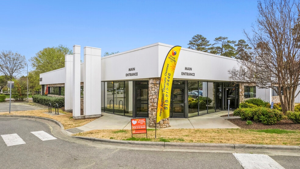 More Photos Of 3901 N Roxboro Rd, Durham Medical For Sale