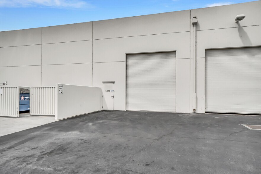 More Photos Of 5380 Gateway Plaza Dr, Benicia Industrial For Sale