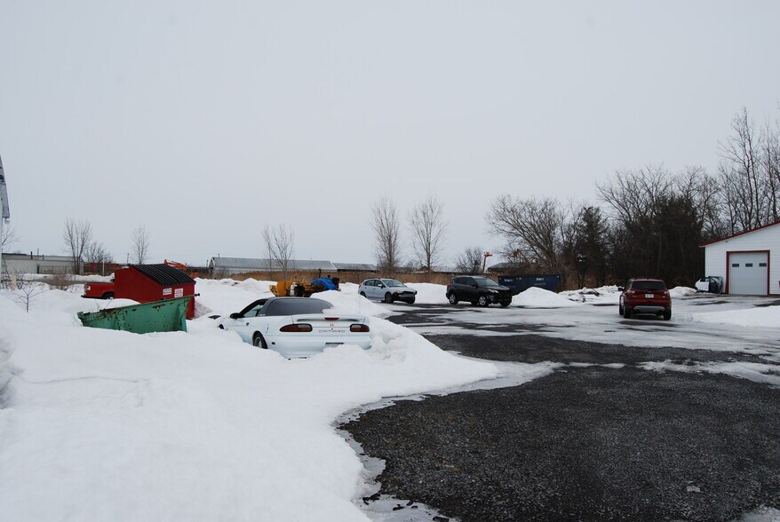 More Photos Of 23076 State Route 12, Watertown Showroom For Sale