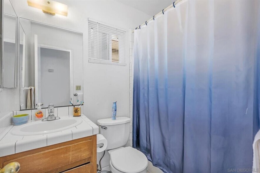 More Photos Of 248 Orange Ave, Coronado Multifamily For Sale