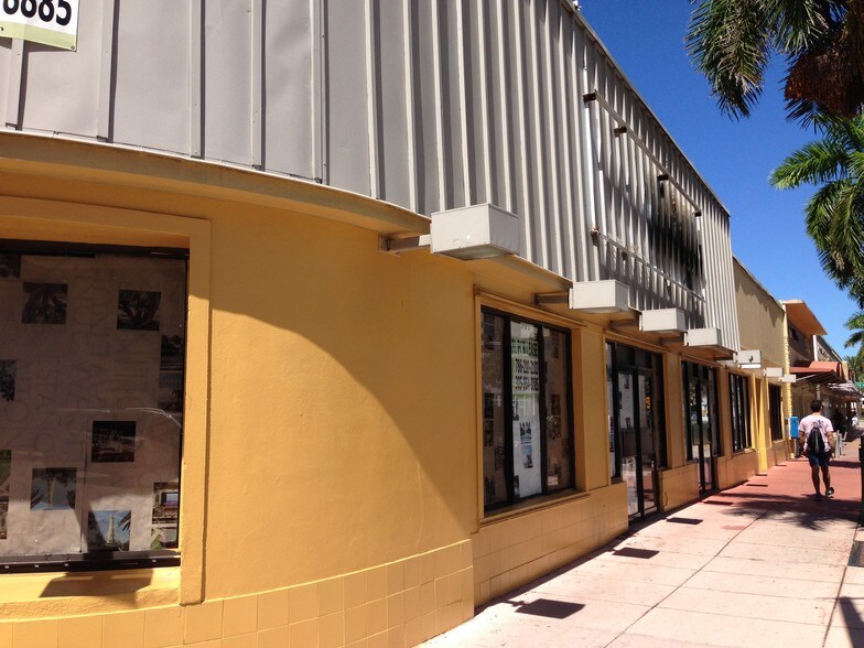 More Photos Of 7100-7116 Collins Ave, Miami Beach Unknown For Lease