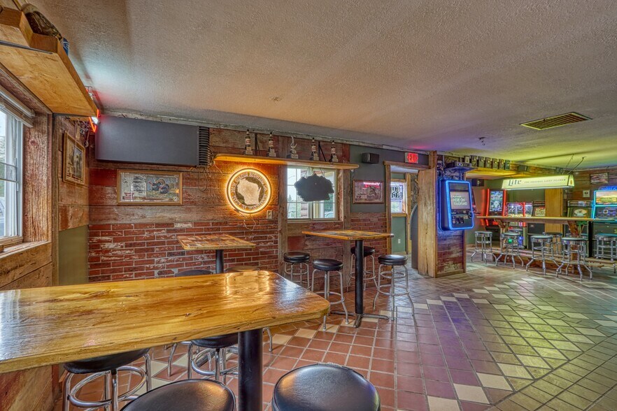 More Photos Of 9375 State Highway 13, Port Wing General Retail For Sale