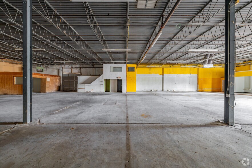 More Photos Of 50 Hulmeville Ave, Penndel Warehouse For Sale