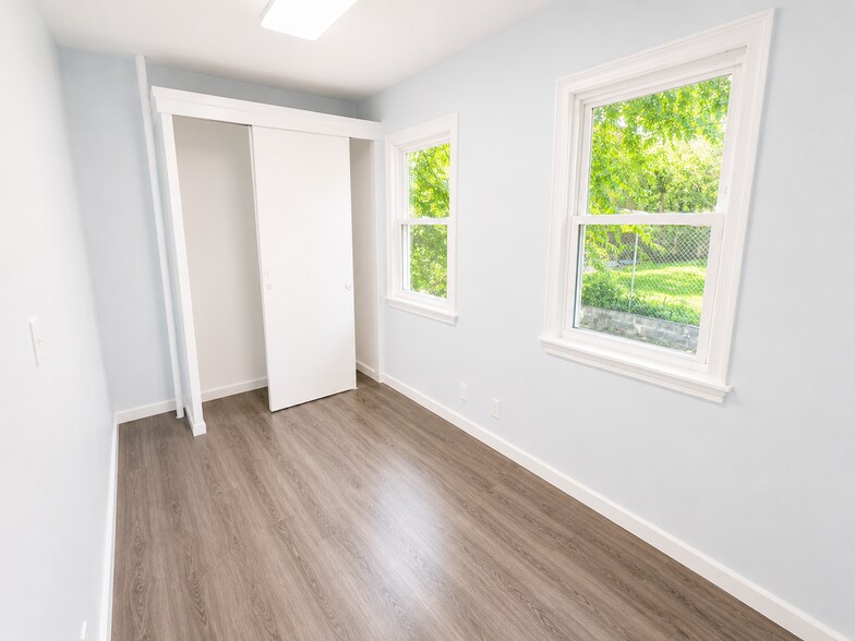 More Photos Of 238 Beach 20th St, Far Rockaway Medical For Lease