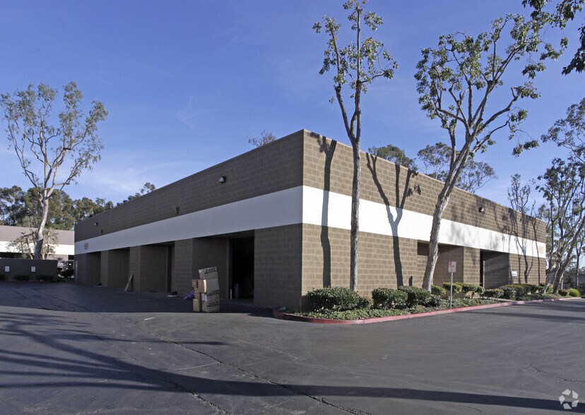 More Photos Of 9909 Hibert St, San Diego Unknown For Lease