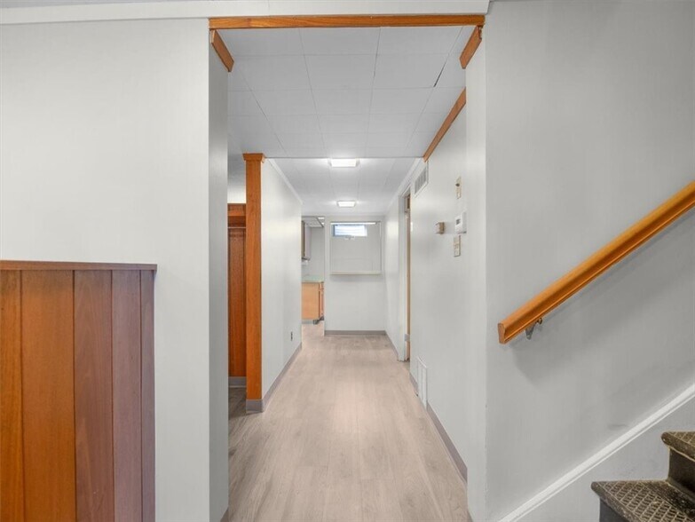 More Photos Of 5973 Walworth Rd, Ontario Medical For Sale