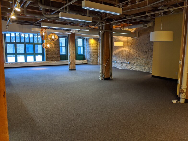 More Photos Of 400 N 1st St, Minneapolis Loft Creative Space For Sale