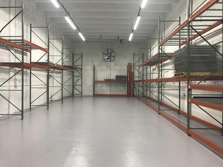 More Photos Of 6820-6856 NW 77th Ct, Miami Warehouse For Lease