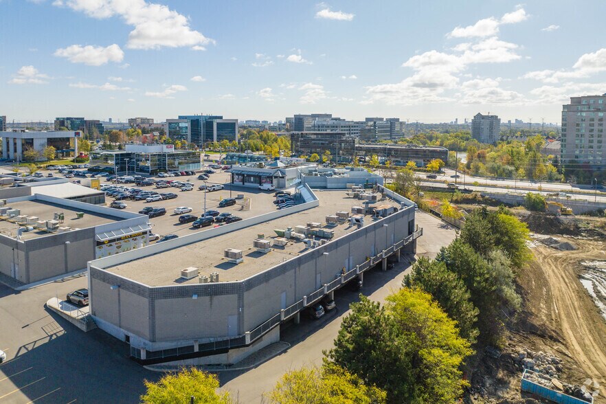 More Photos Of 270-300 W Beaver Creek Rd, Richmond Hill Unknown For Lease