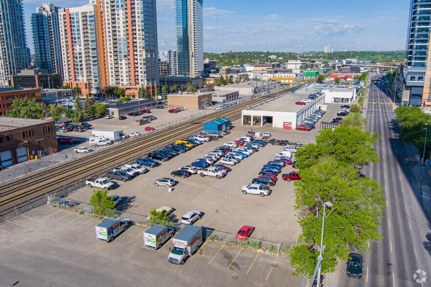 More Photos Of 1009D 9th Ave SW, Calgary Parking Lot For Sale