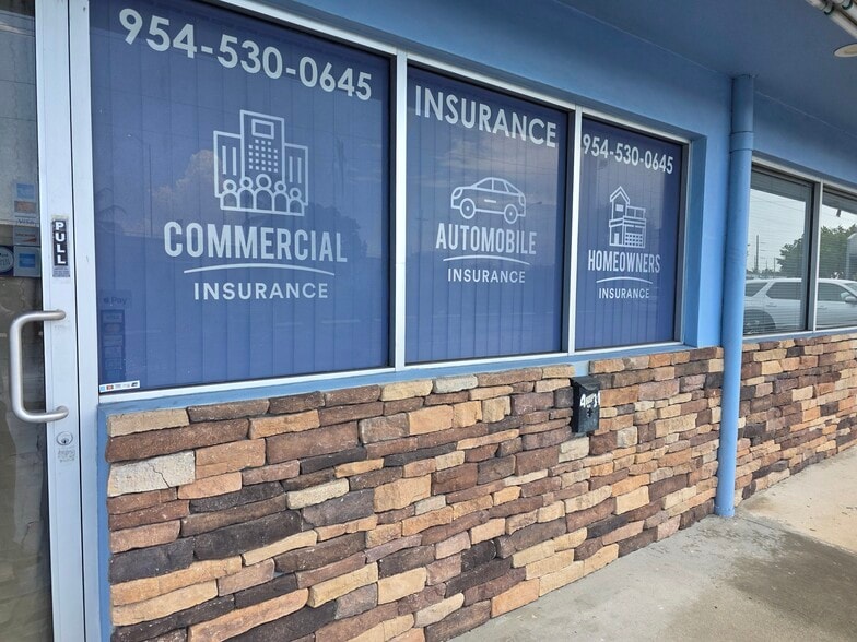More Photos Of 4010-4054 NW 9th Ave, Oakland Park Storefront Retail Office For Sale