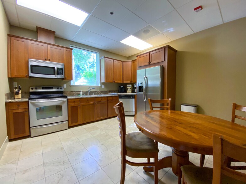 More Photos Of 9825 Blue Larkspur Ln, Monterey Office For Lease