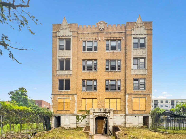 More Photos Of 112 N Walnut St, East Orange Apartments For Sale