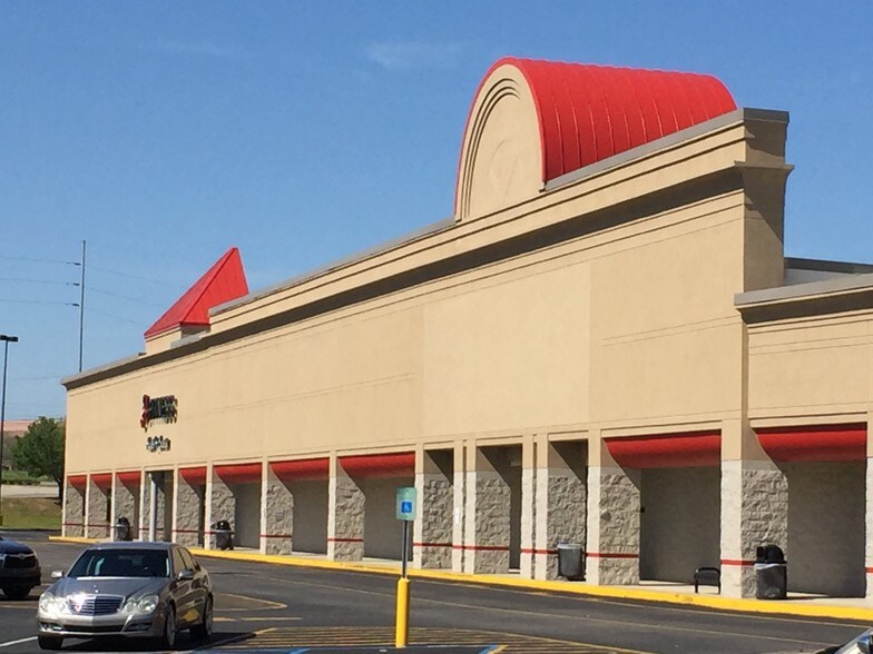 Primary Photo Of 3705-3789 Eastern Blvd, Montgomery Unknown For Lease