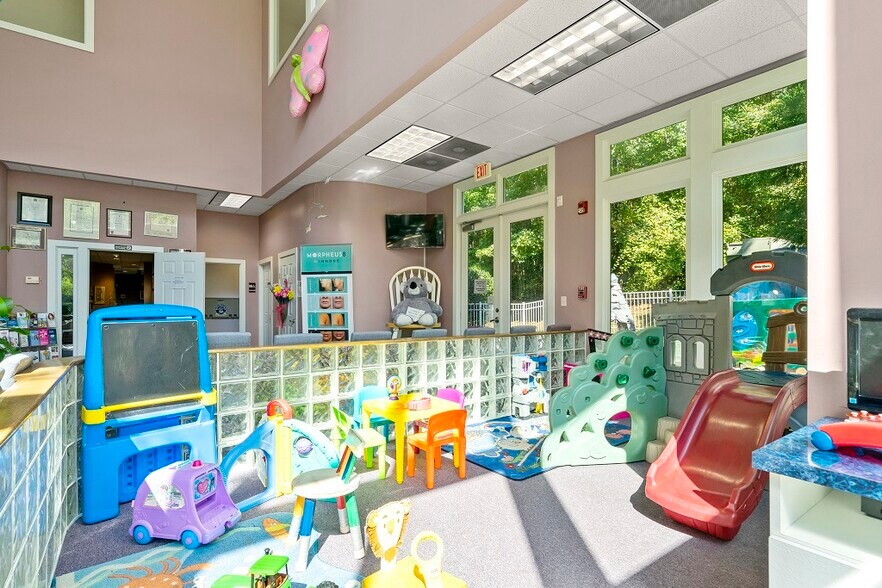 More Photos Of 1201 Georgian Park, Peachtree City Medical For Sale