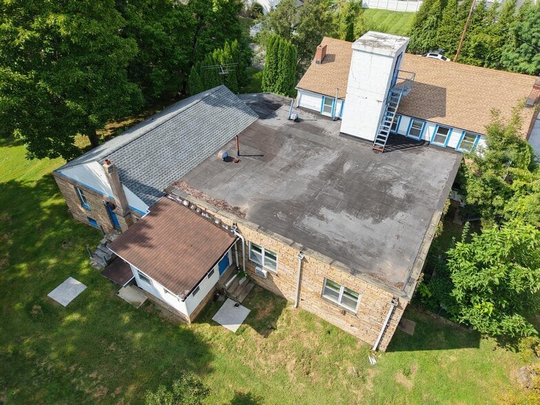 More Photos Of 184 S Pascack Rd, Nanuet Healthcare For Sale