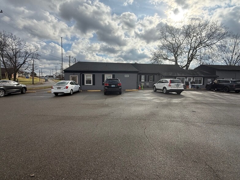 More Photos Of 112 Renshaw Ave, Highland Heights Daycare Center For Lease