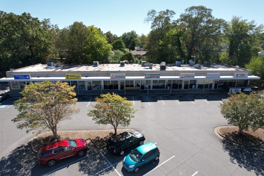 More Photos Of 3812-4030 John F Kennedy Blvd, North Little Rock Unknown For Lease