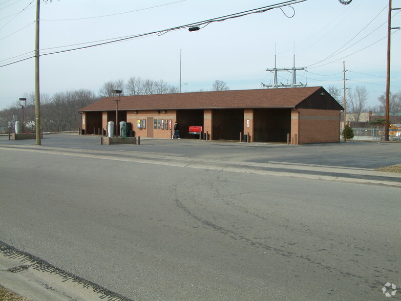 Primary Photo Of 50 Hildebrant Dr, Maineville General Retail For Sale