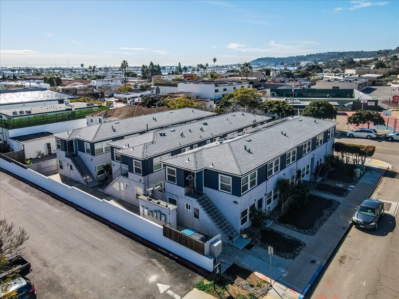 More Photos Of 3034 Canon St, San Diego Apartments For Sale