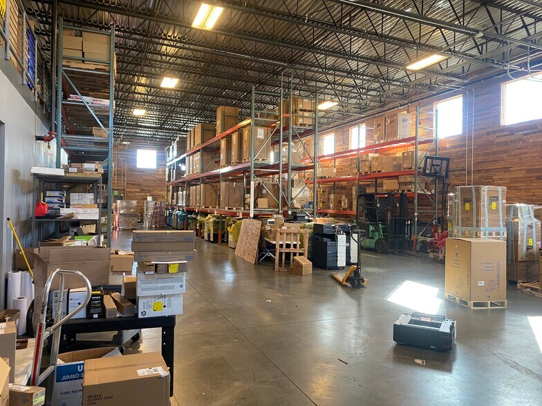 More Photos Of 7251 Appling Farms Pky, Memphis Warehouse For Lease