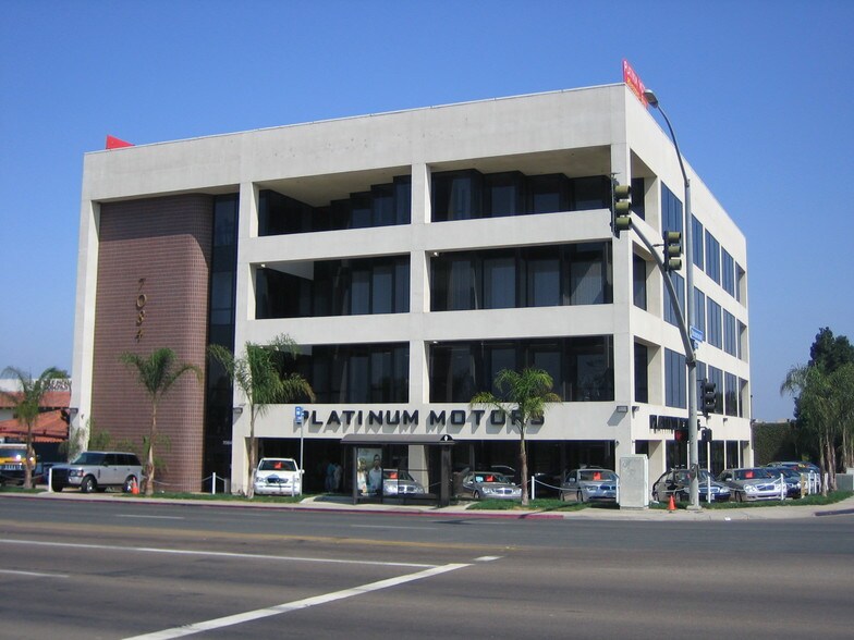 More Photos Of 7084 Miramar Rd, San Diego Office For Lease