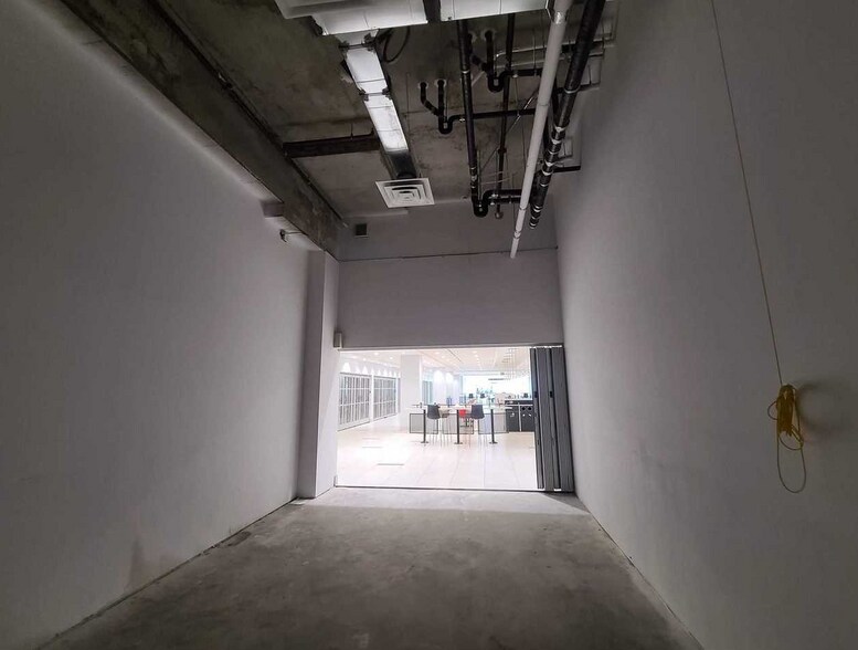 More Photos Of 7777 Weston Rd, Vaughan General Retail For Sale