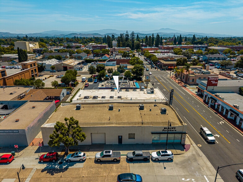 More Photos Of 321 W Chapman Ave, Orange Office For Lease