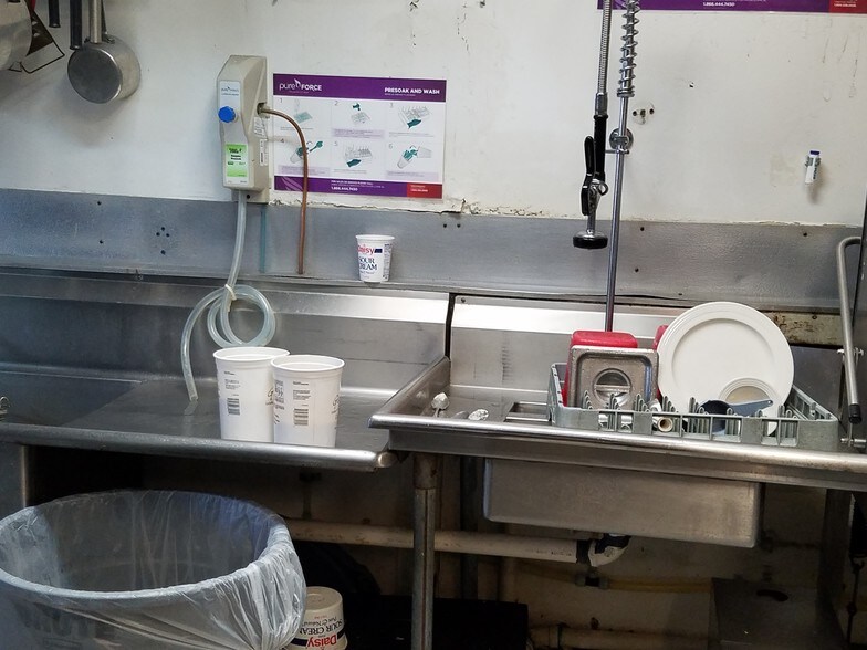 More Photos Of 333 S Lake Havasu Ave, Lake Havasu City Restaurant For Sale