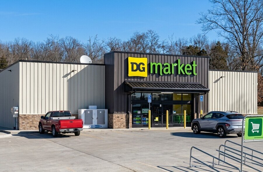 Primary Photo Of 40 Hickory Ridge Ln, Hartsville General Retail For Sale